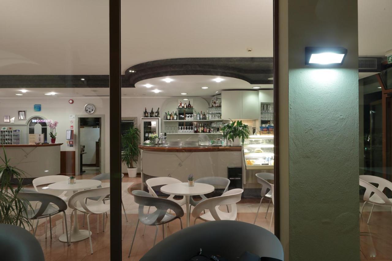 Eco Hotel Benacus マルチェージネ エクステリア 写真